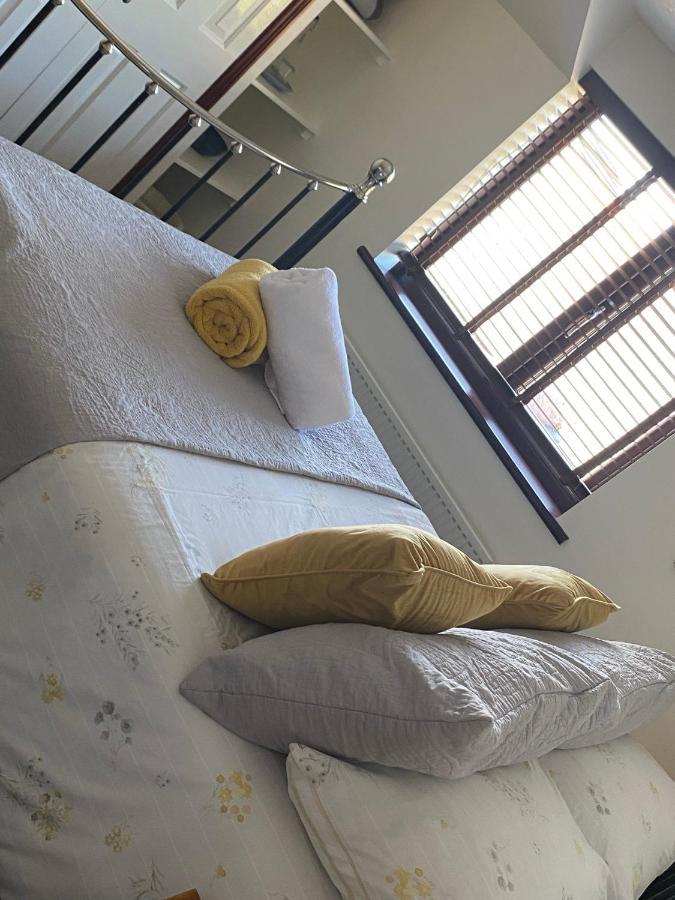 Meadowview Cottage, Garden View 캠본 외부 사진